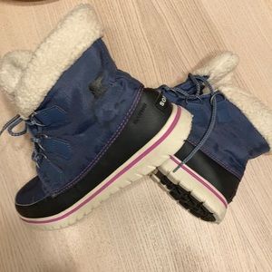 Sorel Cozy Carnival low winter boots